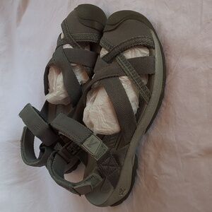 Keen Sandals Grey Velcro 6.0